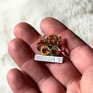 Vintage USA Olympic Pin Barcelona 1992 Souvenir Collectible Lapel